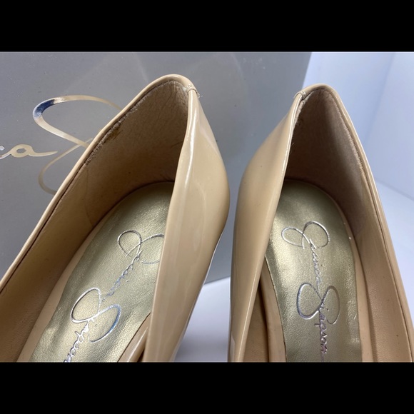 Jessica Simpson Nude Pointy Heels - Picture 3 of 7